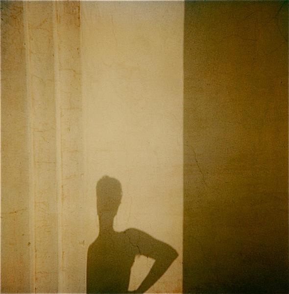 Fotografia Italiana / Polaroid Sx 70, Di Augusto De Luca / 04