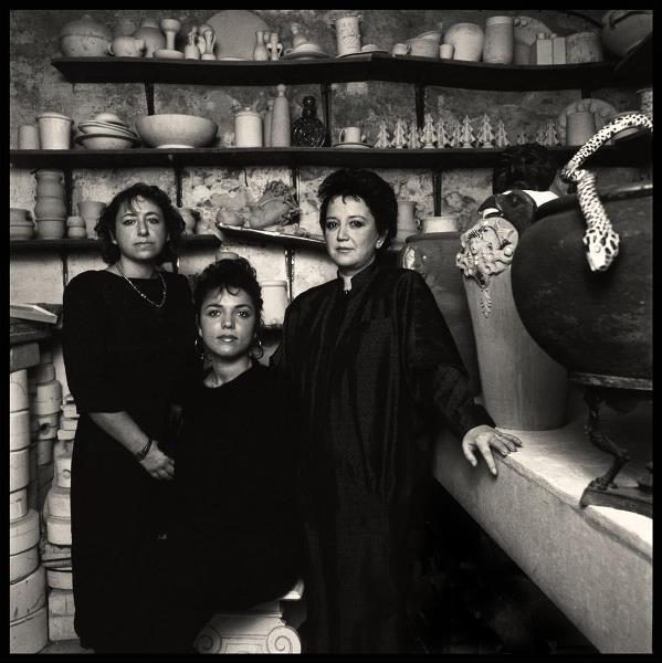 The Potters - By Augusto De Luca.